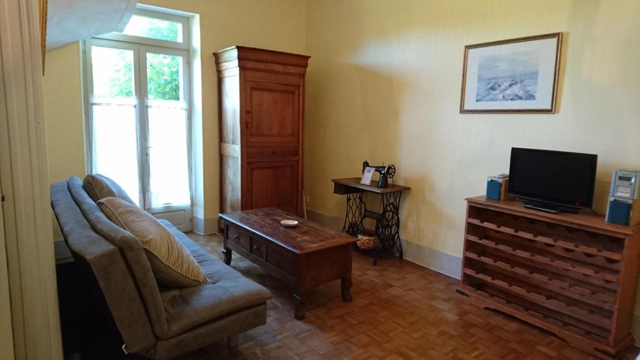 Chateau Le Barreau - Chambres D'Hotes Chemilly-sur-Yonne 객실 사진