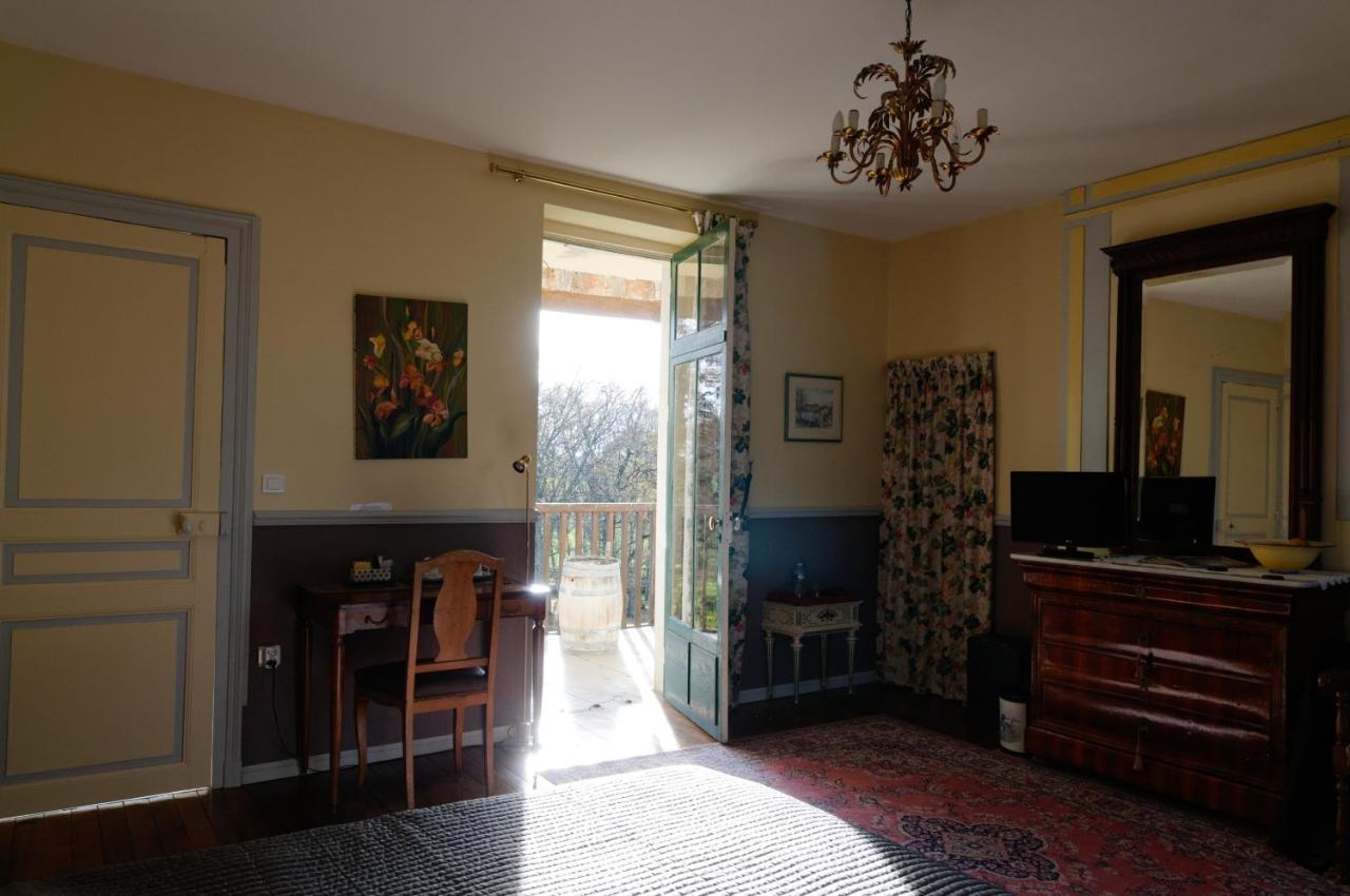 Chateau Le Barreau - Chambres D'Hotes Chemilly-sur-Yonne 객실 사진
