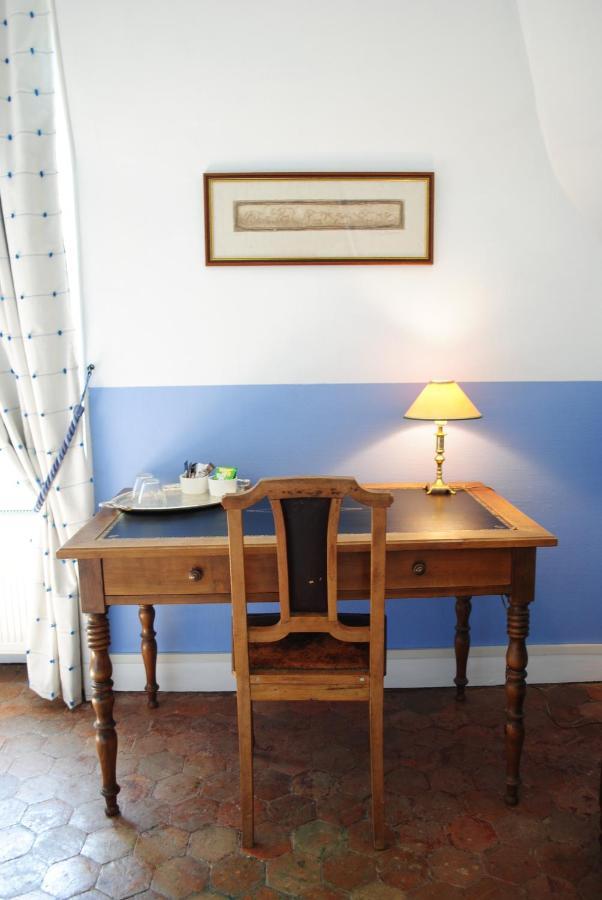 Chateau Le Barreau - Chambres D'Hotes Chemilly-sur-Yonne 객실 사진
